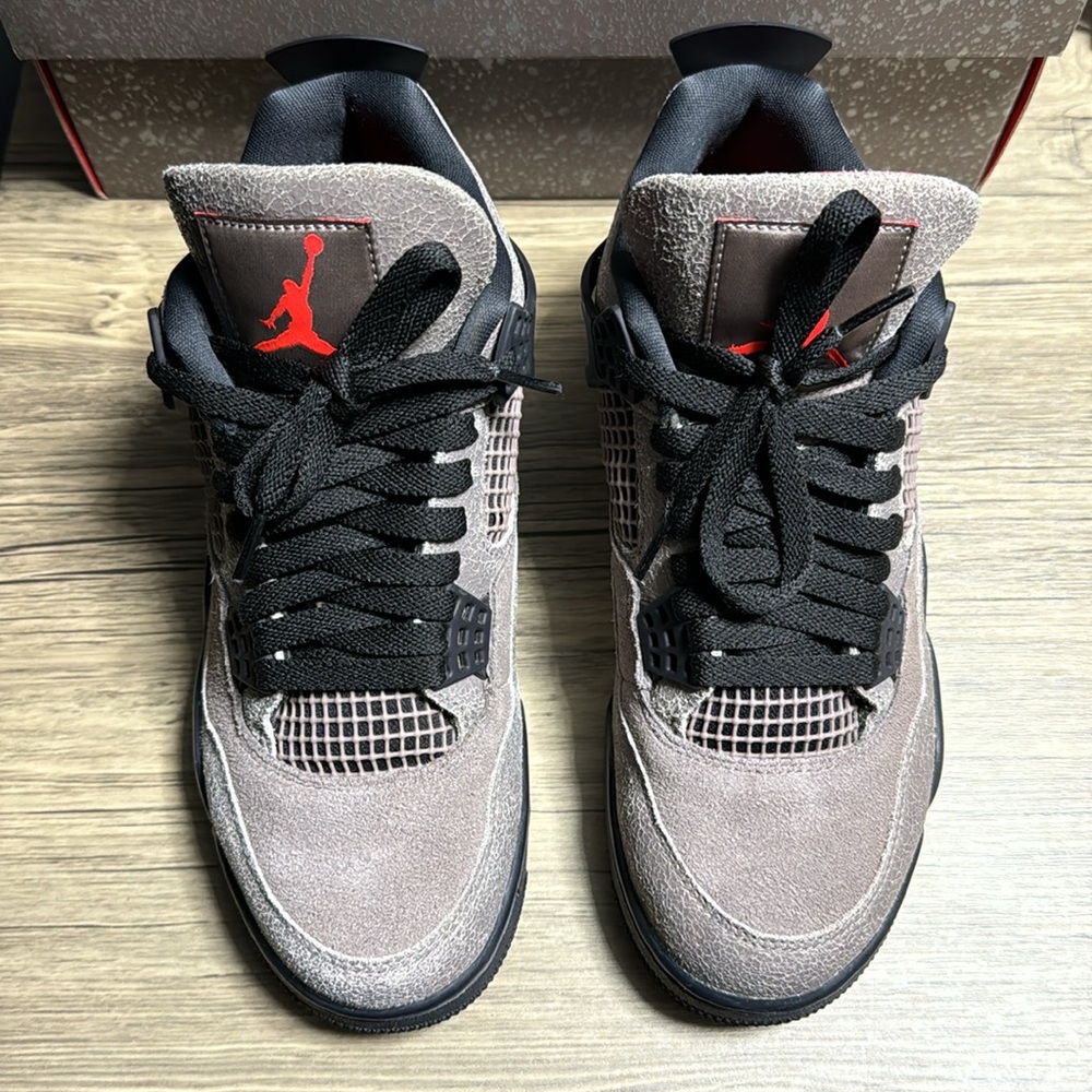 Air Jordan 4 Retro 'Taupe Haze'